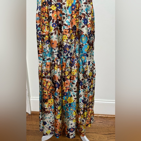 NEW Odeeh Floral Cream Silk Dress Size 4 - Picture 7 of 9